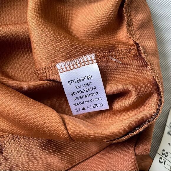 IRIS Chocolate Flare Polyester Pants Women’s Size Medium NWT - Picture 13 of 13